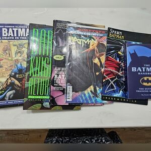 Batman lot of 7 Books & or comics / manual/ Rebirth/Spawn/Image & more like new